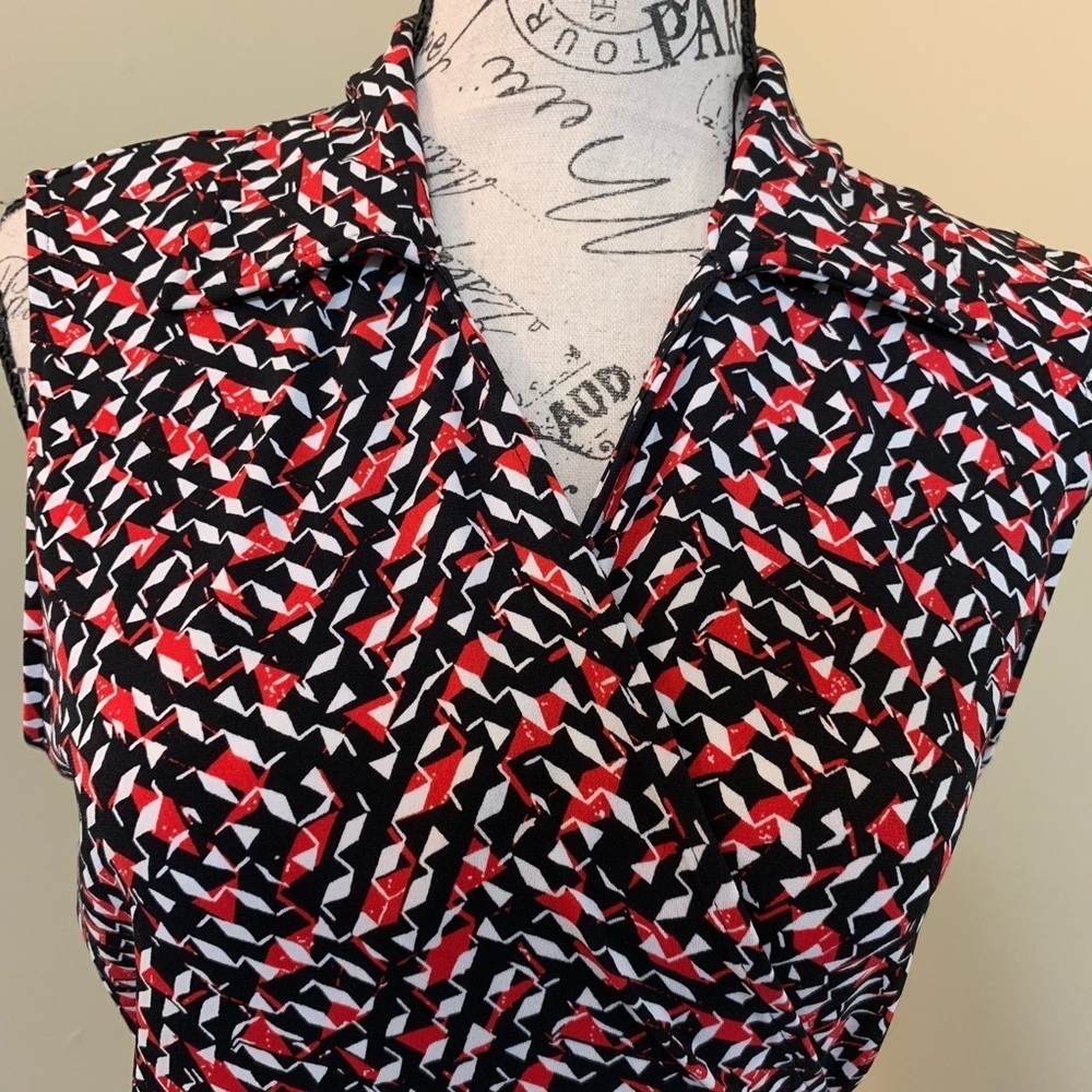 🔥HOST PICK🔥Vince Camuto Wrap Dress - Picture 2 of 5